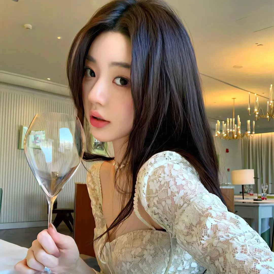 背带短裤丧尸来袭